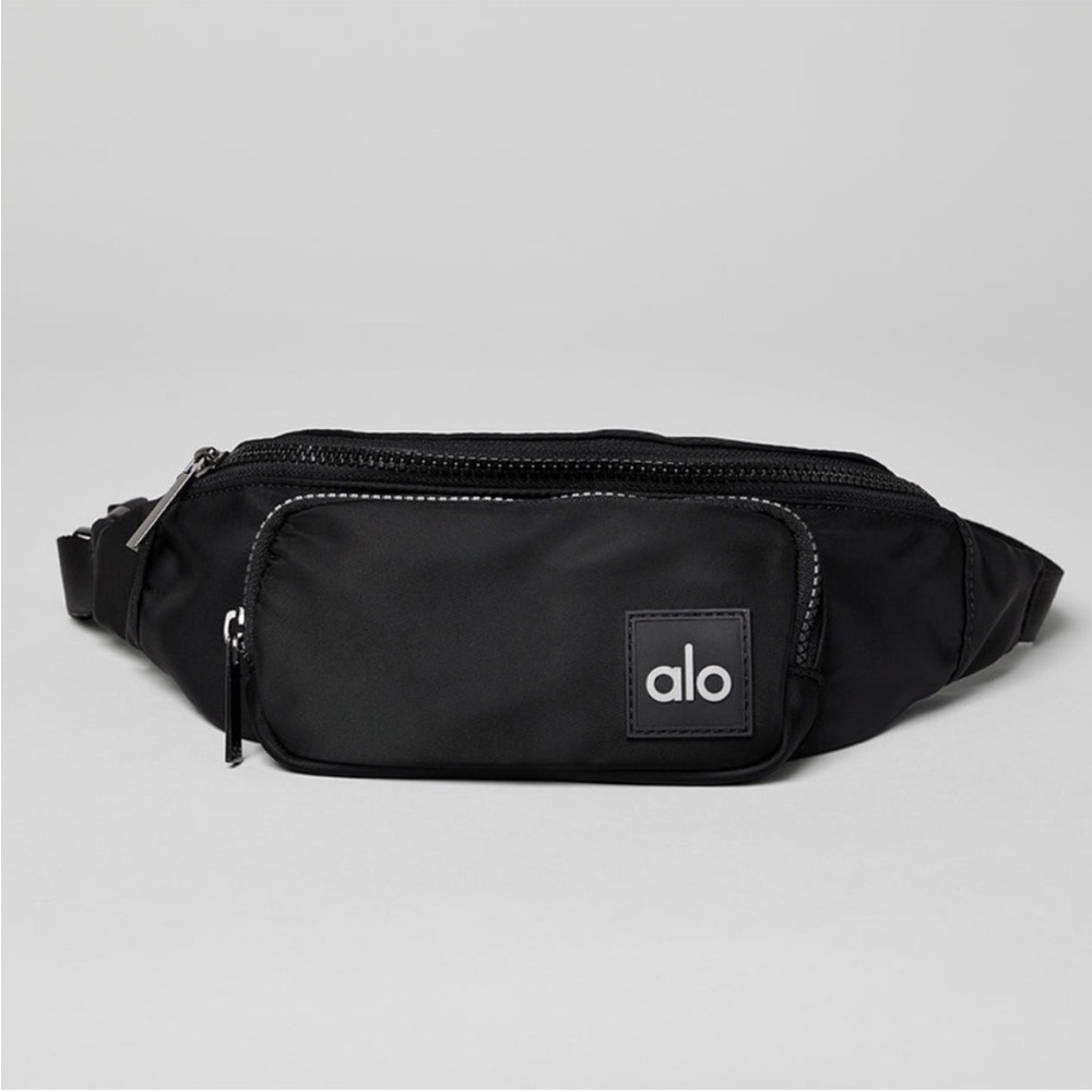 ALO Yoga Black Crossbody Bag - Picture 4 of 7